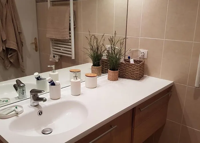 Апартаменты 73m Carre -piscine-500 M De La Mer-parking *